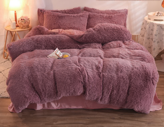 Bedding & Window Accents