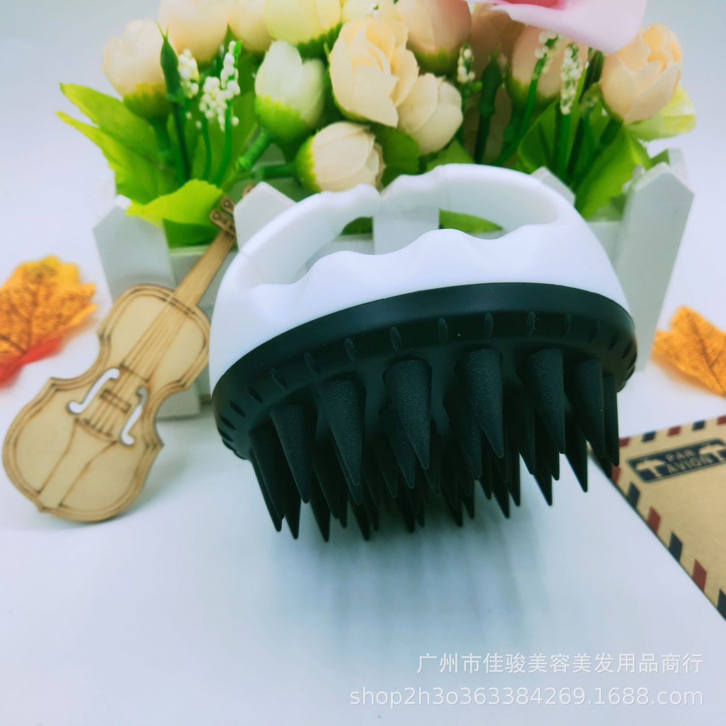 Factory Direct Sales Amazon Hot Sale Hand-held Silicone Shampoo Brush Massage Brush Shampoo Comb Bath Massage Tool