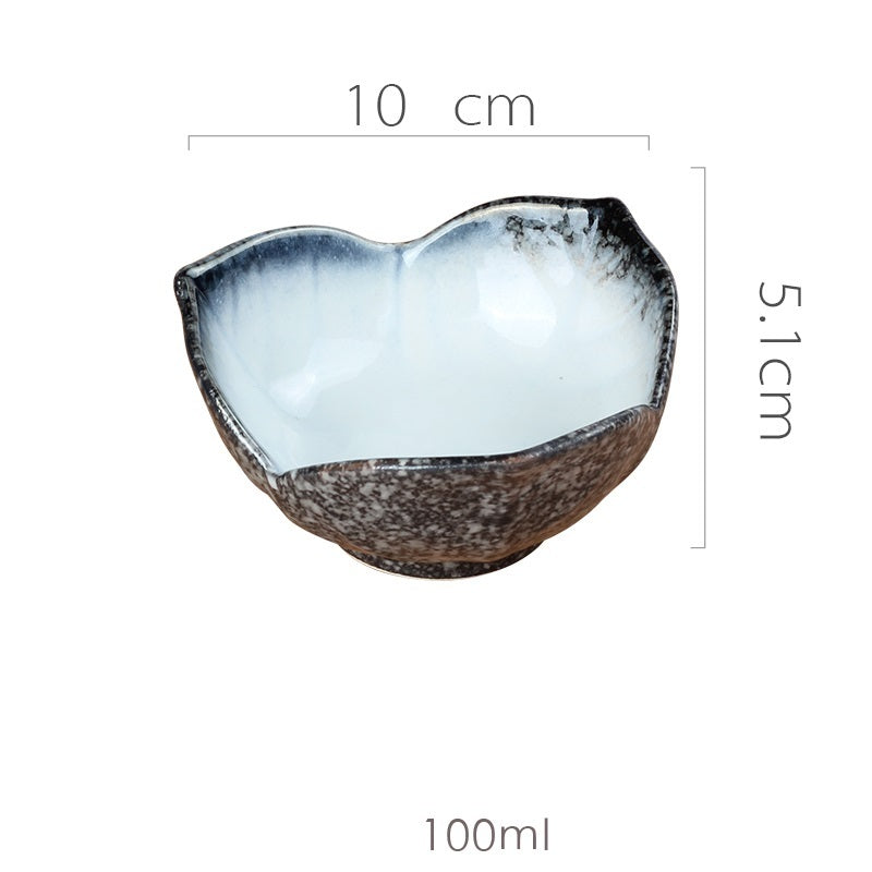 Creative Japanese Leaf Shaped Small Dishes Household Ceramic
