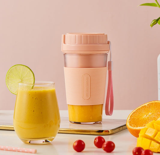 Mini juicer
