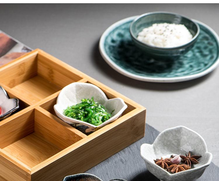 Creative Japanese Leaf Shaped Small Dishes Household Ceramic