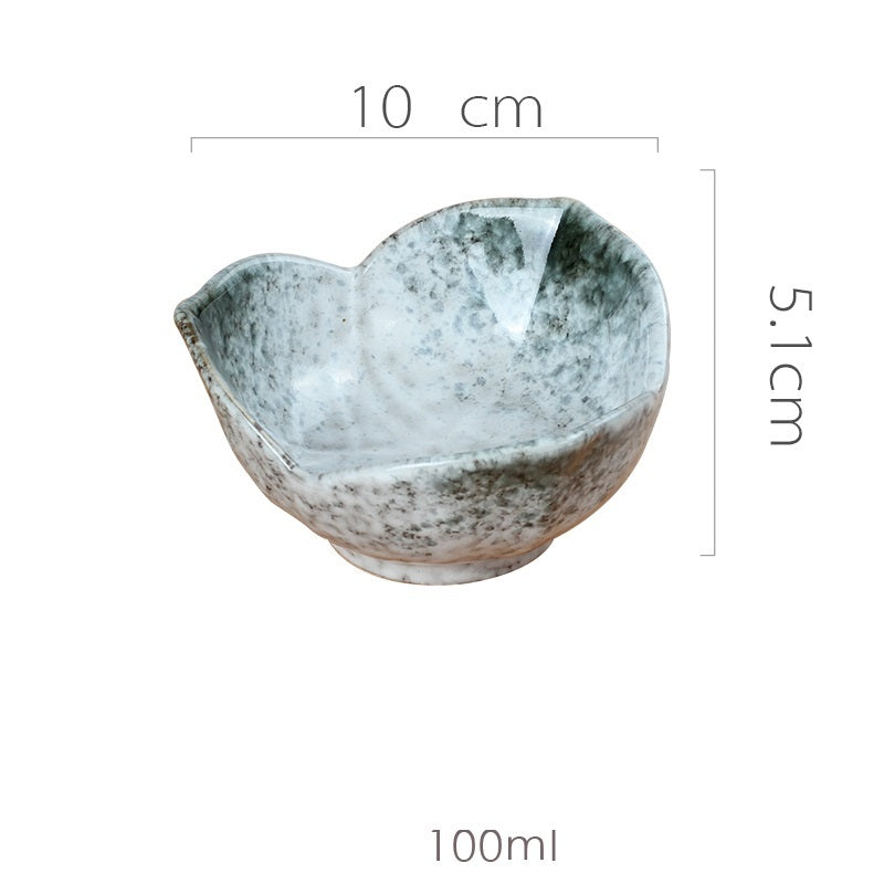 Creative Japanese Leaf Shaped Small Dishes Household Ceramic